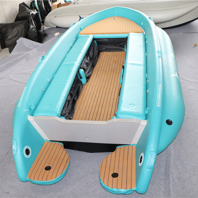 充氣船